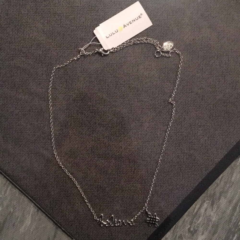 Lulu Avenue Neckless